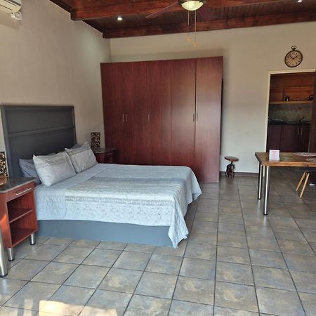 Mountain Valley Stay - Unit 4 Mbombela Exterior foto